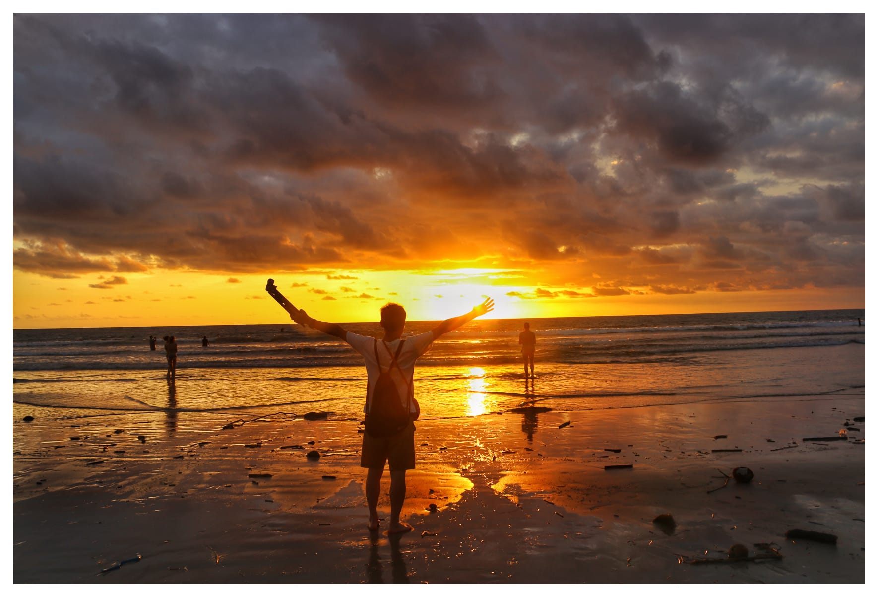 bali-kuta-bench2